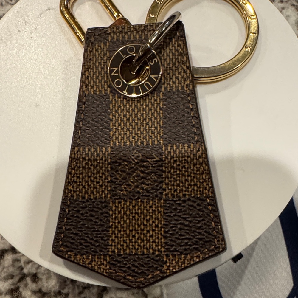 Louis Vuitton Damier Ebene Key Holder